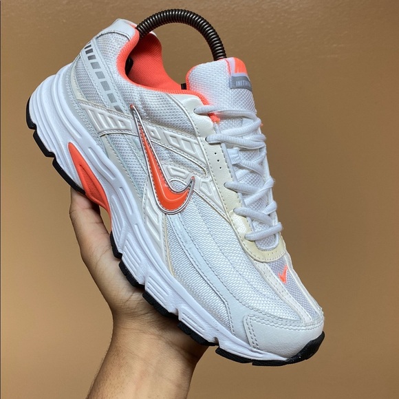 2011 Nike Initiator Women’s Running Sneakers “White Orange” Size 8  394053-180 - Picture 6 of 16
